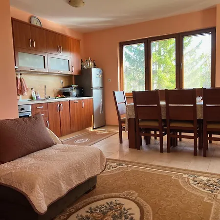 The Old Walnut House Terziysko