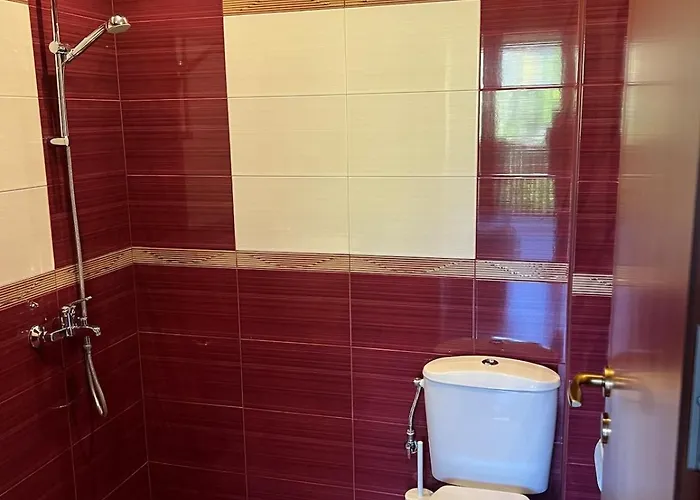 The Old Walnut House