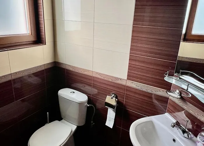 Holiday home The Old Walnut House *