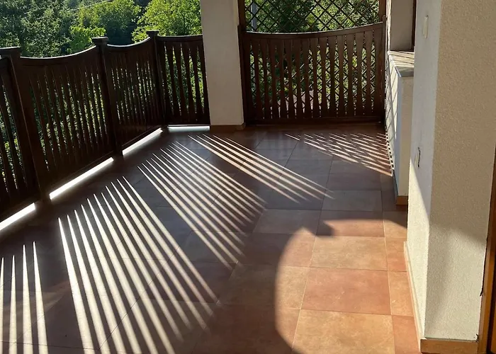 The Old Walnut House Holiday home *